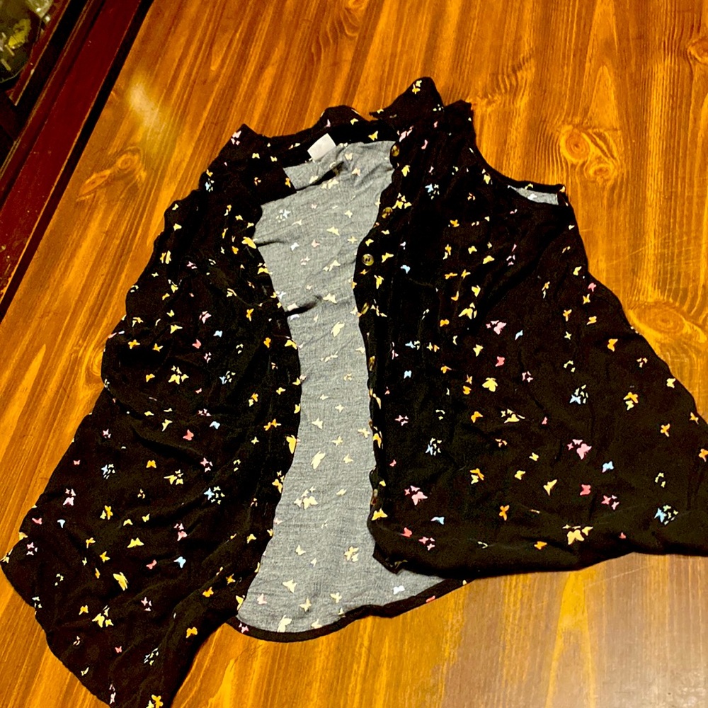 Button up tank blouse with butterflies on it